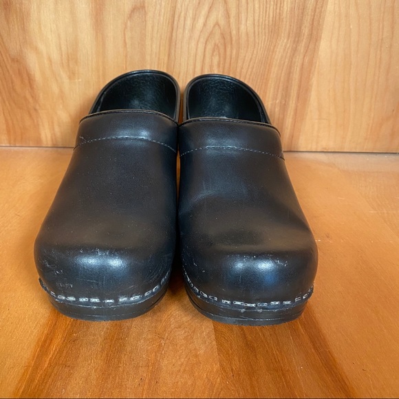 Dansko Clogs Black Womens 8 / 38 SEF1214 - Picture 2 of 8